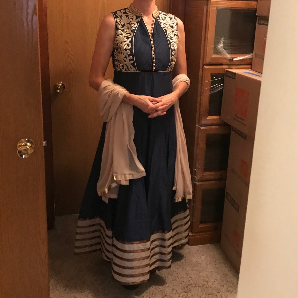 Kurti Dress with Leggings and Dupatta